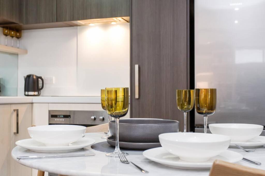 Convenient Urban Townhouse 2 Carparks Available Apartman Christchurch Kültér fotó