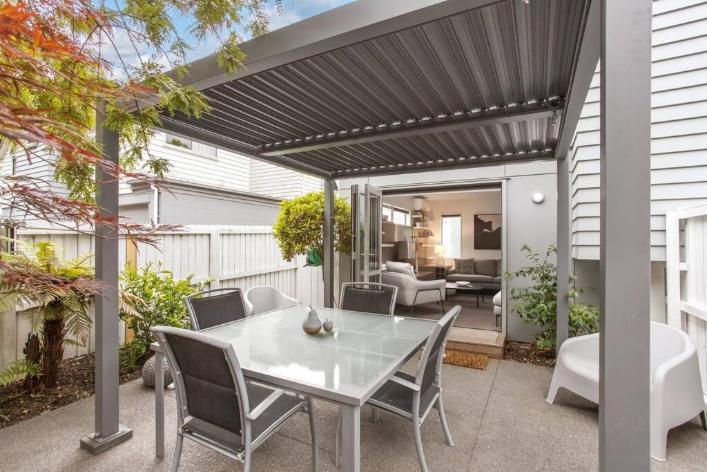 Convenient Urban Townhouse 2 Carparks Available Apartman Christchurch Kültér fotó